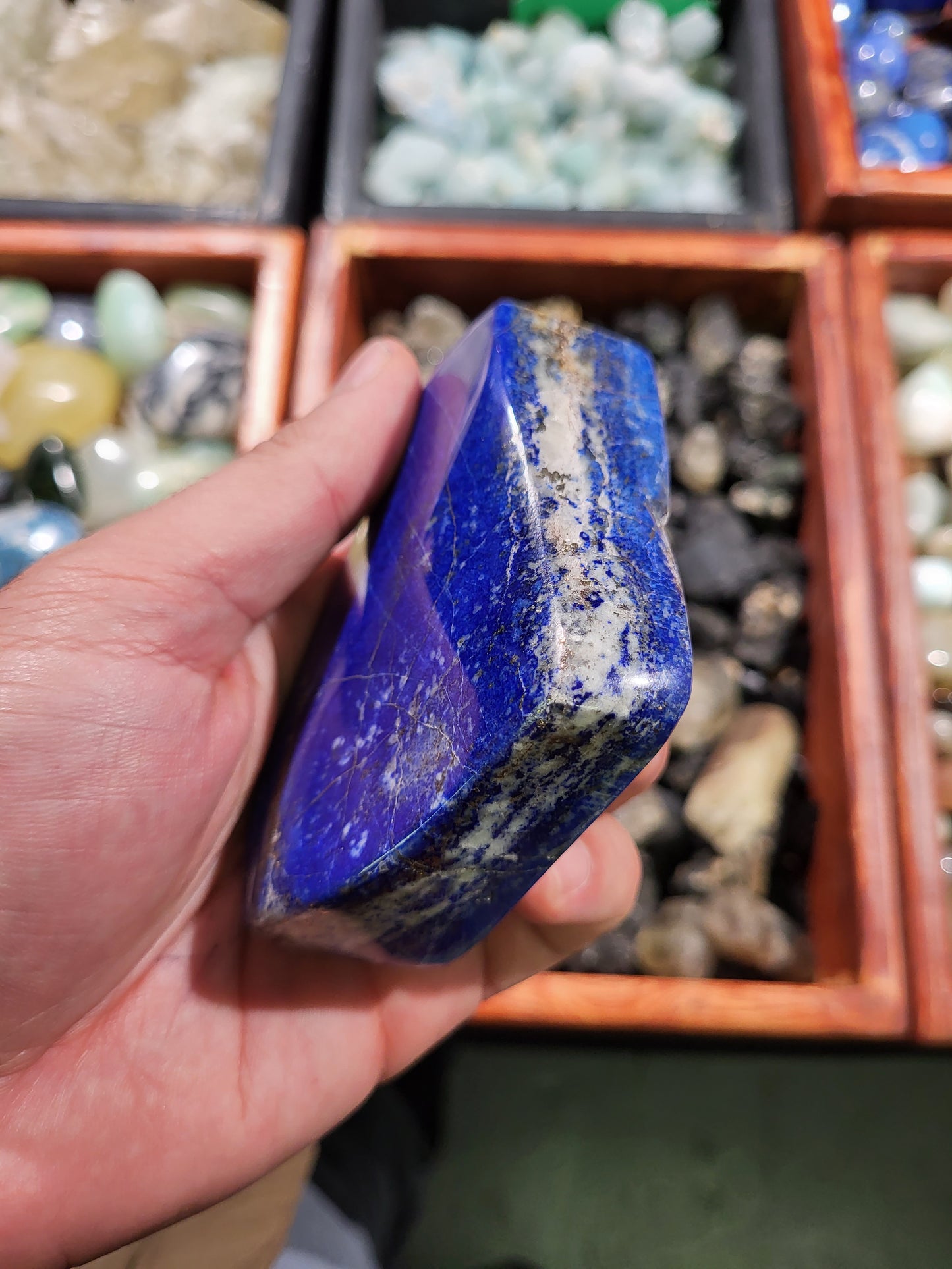 Lapis lazuli polished