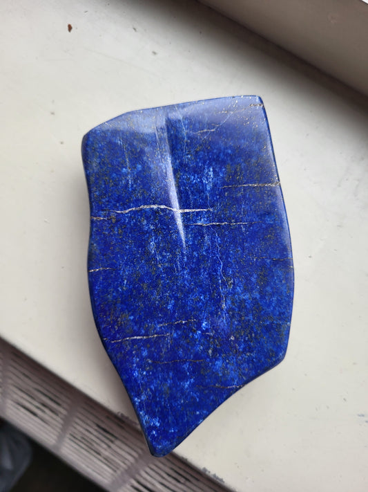 Lapis lazuli polished precious large peace