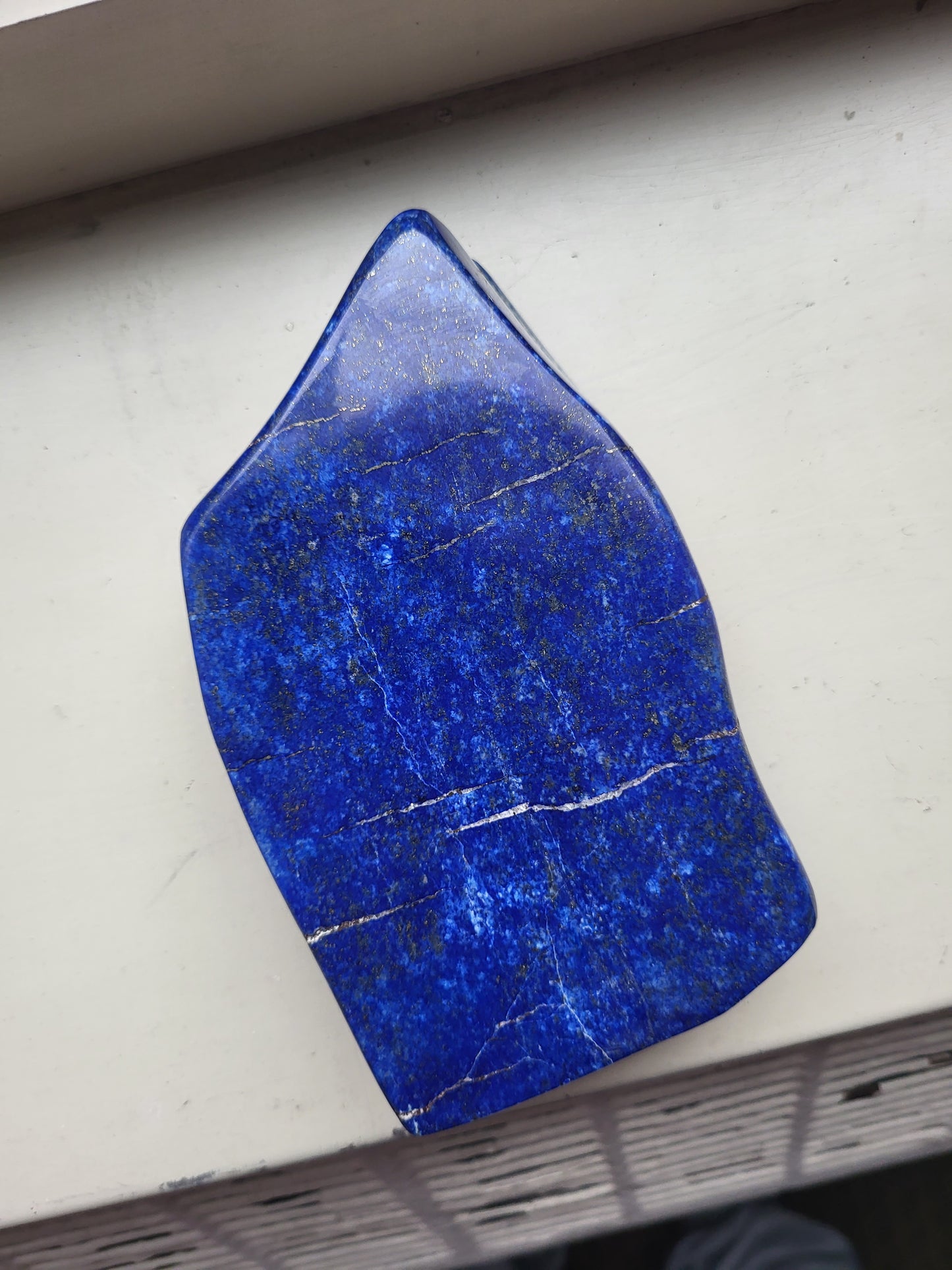 Lapis lazuli polished precious large peace